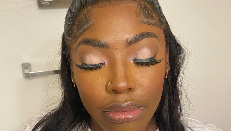 Immagine 1, SB Artistry MUA