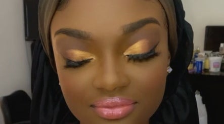 Immagine 2, SB Artistry MUA
