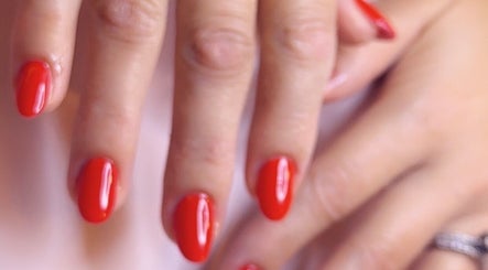 hình ảnh 2 của Ana Paula Nails Designer Orlando