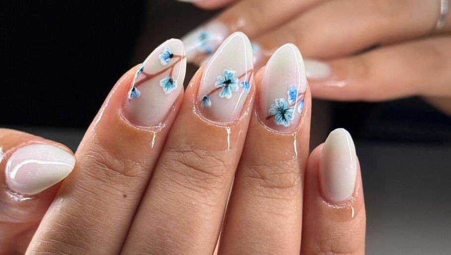 Mynt Brush & Bubbles Studio, bild 1