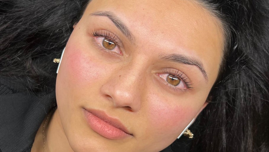 Immagine 1, Laterals and Lashes