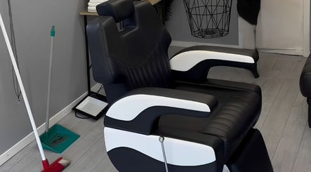 LH Barbershop, bild 3