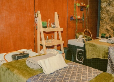 Relaxing spa room at Essa Spa & Nails, Lapu-lapu City, Central Visayas, PH with cozy decor and massage tables.