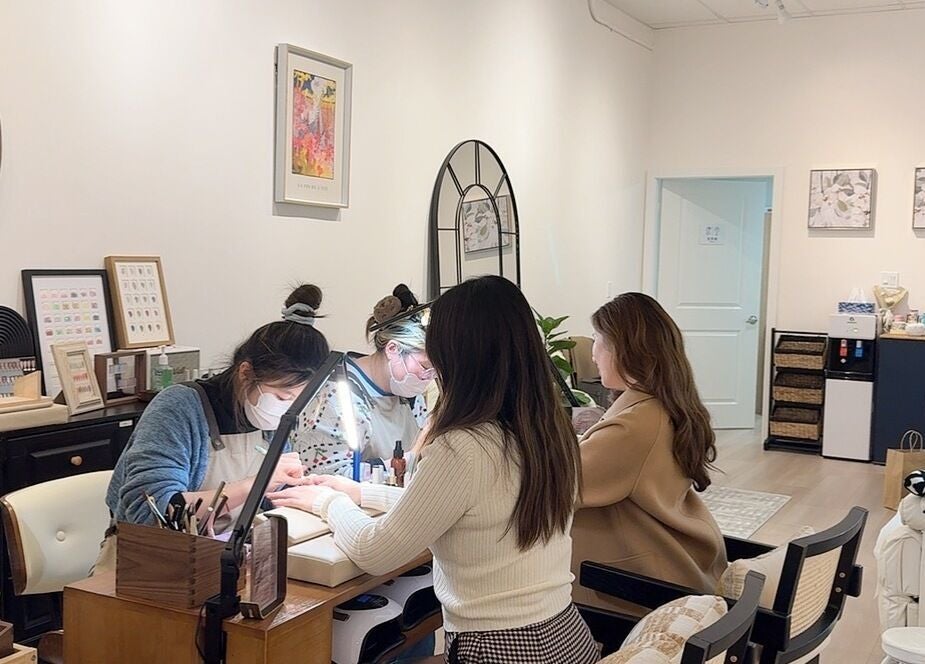 Professional manicure session at Lunaria in Richmond, British Columbia, CA, showcasing a peaceful and elegant atmosphere.