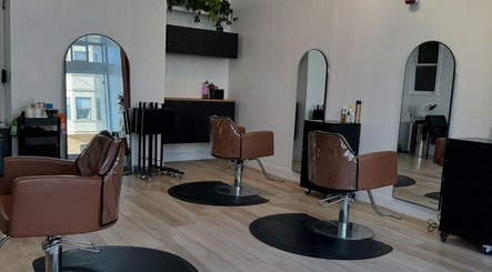 Monarch Salon Midtown