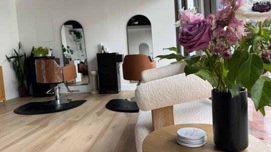 Monarch Salon on Union Street