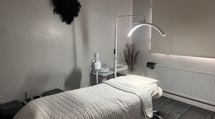 Sculpt & Define Studio