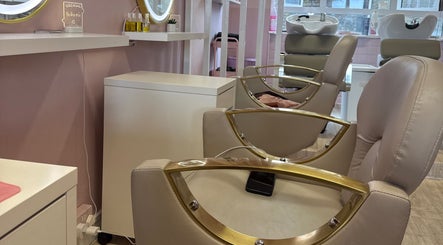 Lyn beauty & co.