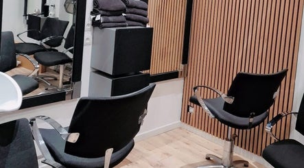 รูปภาพ Angy Hairtech 2