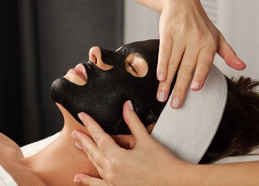 Kosmetická maska v Kosmetický salon Beauty Hair Health Skinlab by K, Hlavní Město Praha, Hlavní Město Praha, CZ.