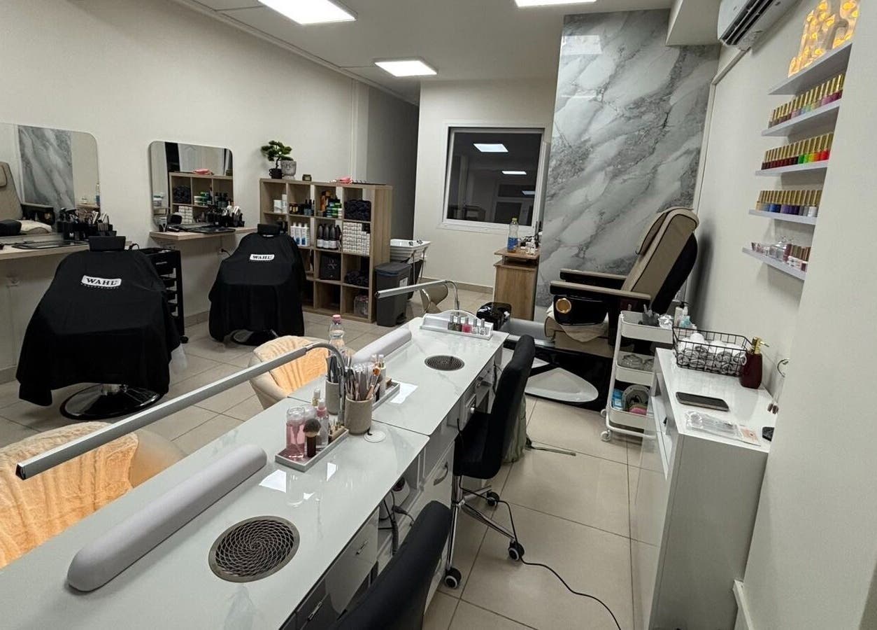 Professzionális szépségszalon belső tér Job Training & Service Kft, Budapest, Magyar, HU címen.