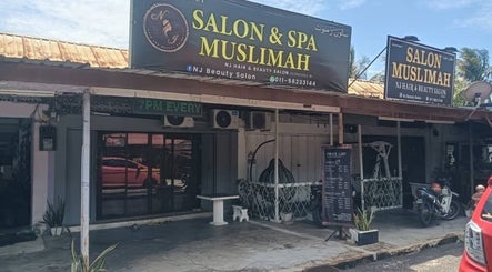 Front view of NJ Beauty Salon & Spa Muslimah in Pengkalan Chepa, Kelantan. Exterior signage is visible.