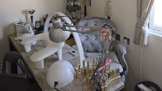 Melonie's Nail Salon