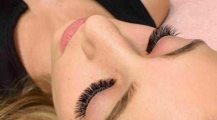 Image de The House of Lashes Beauty Bar 2