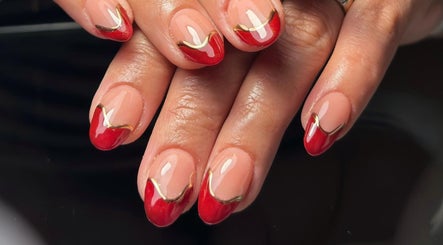 Arlette Montalvo Nails image 2