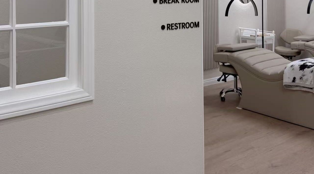 Calm treatment room at Queena Lash - Upland, featuring comfortable beds in Upland, California, US.