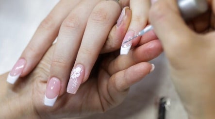 Diamond Nails image 3