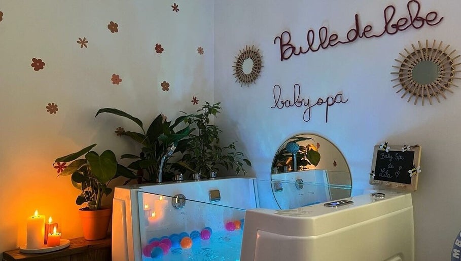 Bain apaisant pour bébé à Bulle de Morphée - Bulle de Bébé, Salon-de-provence, Provence-alpes-côte D'azur, FR.