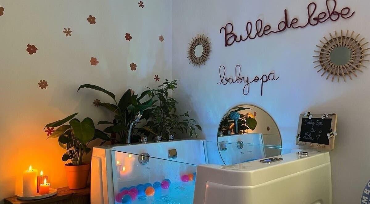 Bain apaisant pour bébé à Bulle de Morphée - Bulle de Bébé, Salon-de-provence, Provence-alpes-côte D'azur, FR.