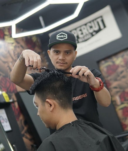 Diamond Barbers - DARWIN CBD صورة 2