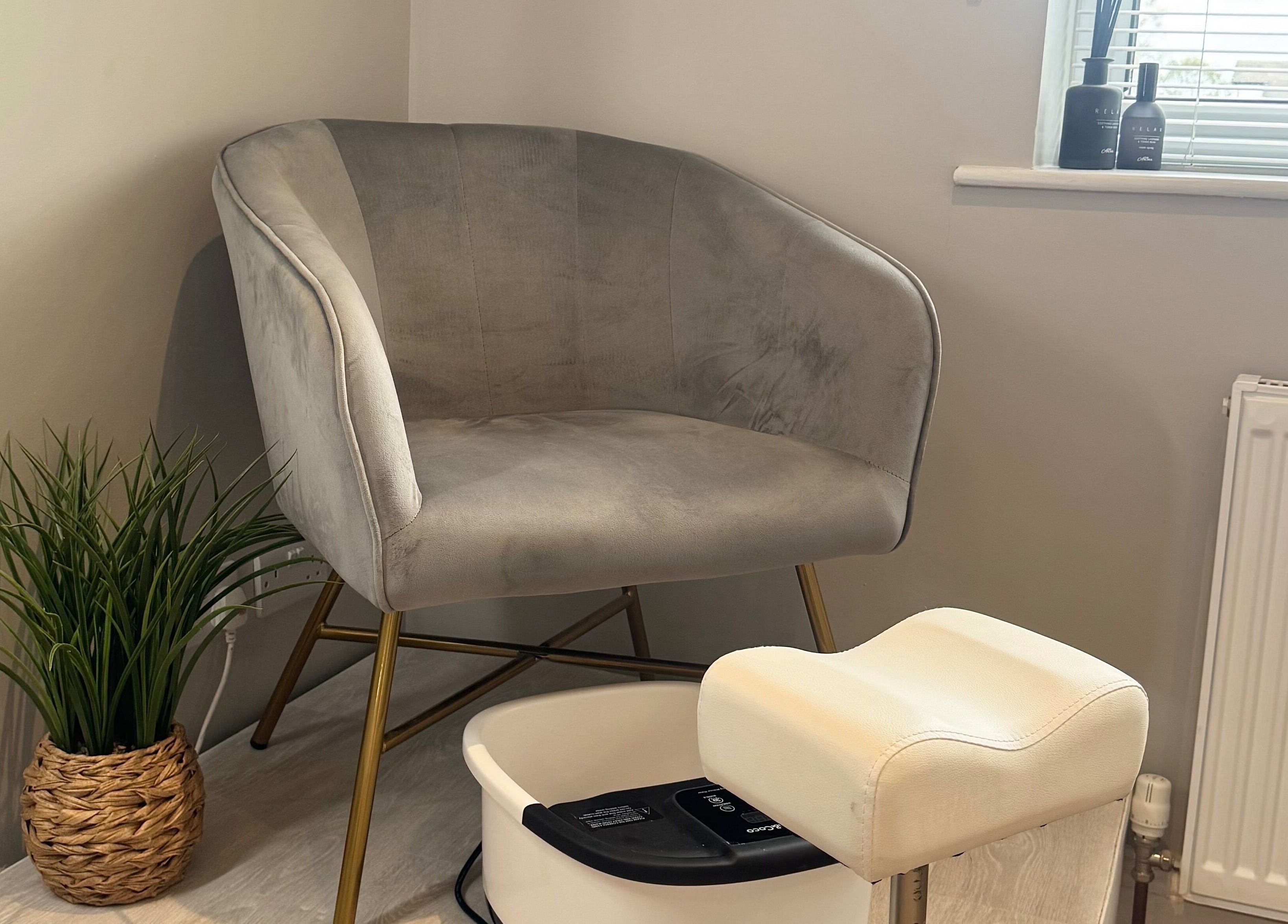 Relaxing pedicure chair at Rachael Ann Aesthetics & Beauty, Harrogate, England, GB.