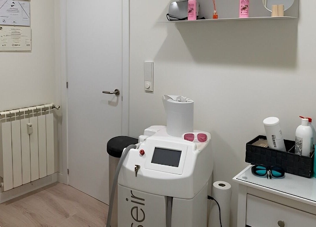 Equipo láser clínico de vanguardia en Clínica Alicia Camacho, Madrid, Comunidad De Madrid, ES.