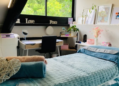 Relaxing treatment room at Aruka Studio Aesthetics & Wellness in Outer West Durban, Kwazulu-natal, ZA.