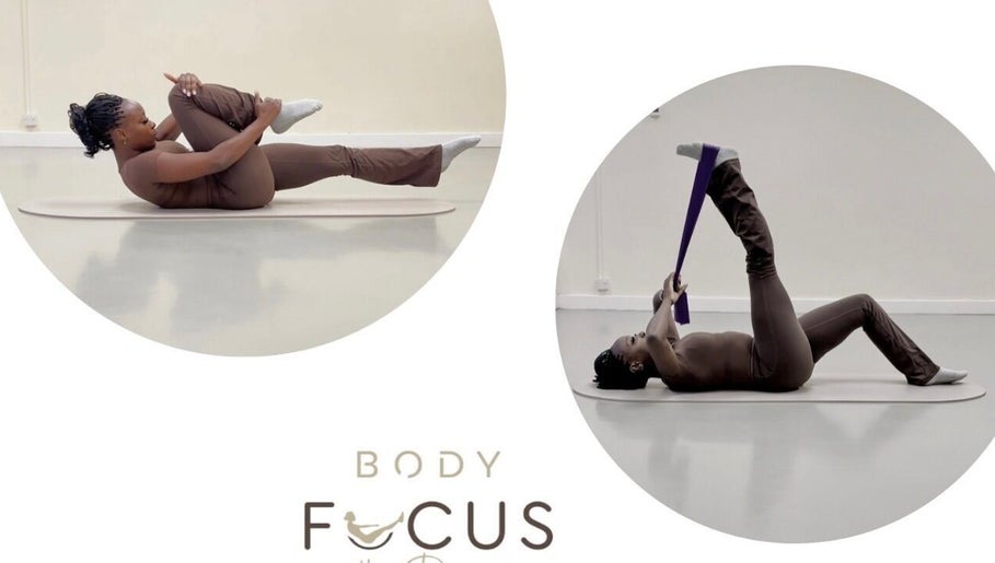 Gambar Group Mat Pilates 1