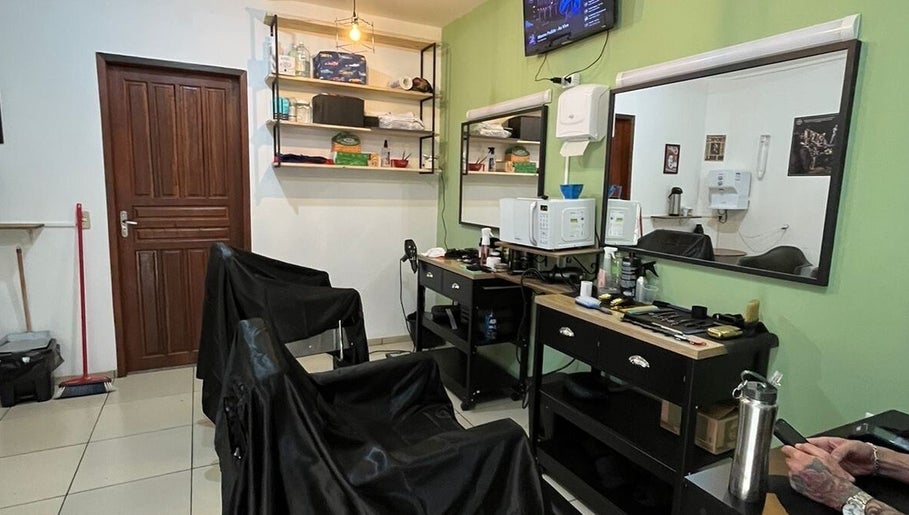 Marquinhos barbearia image 1