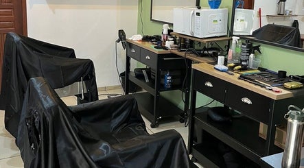 Marquinhos barbearia image 2