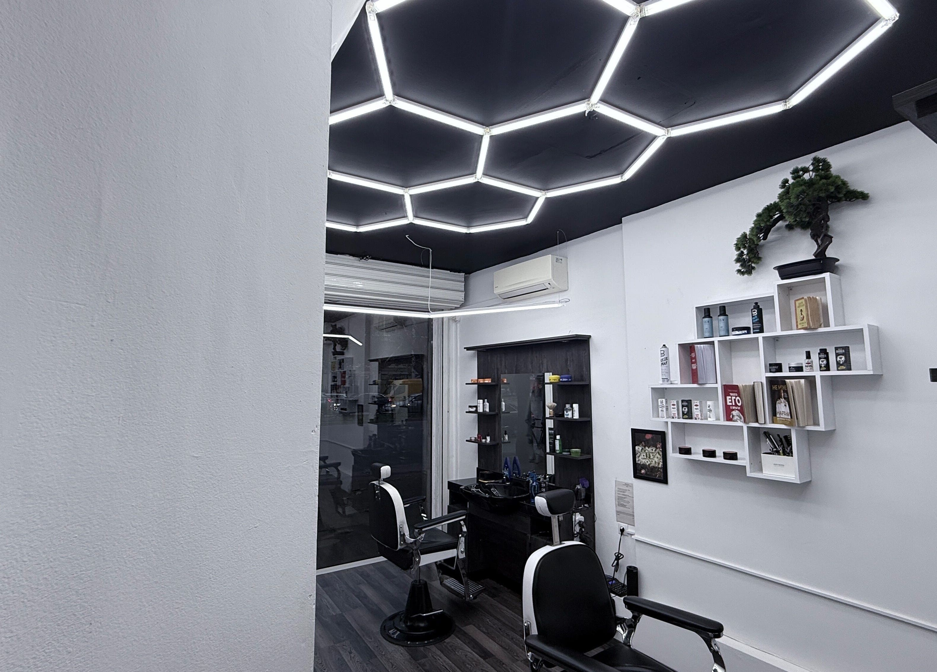 Интериор на Karagyozov Studio Plovdiv с модерно осветление, Plovdiv, Plovdiv, BG.