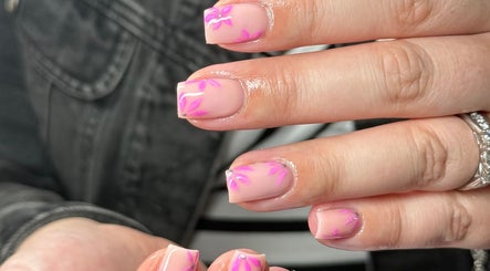 Adorebeauty.