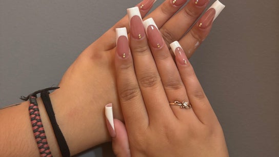 Elegant Nails By Nefeli