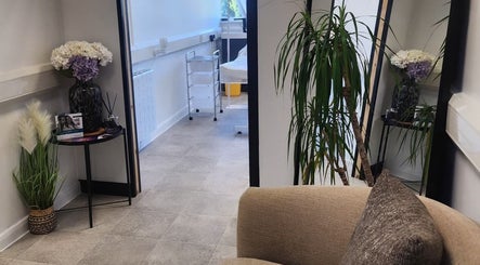 Inviting relaxation area at Kintsugi Beauty & Holistics, Newton Abbot, England, GB.