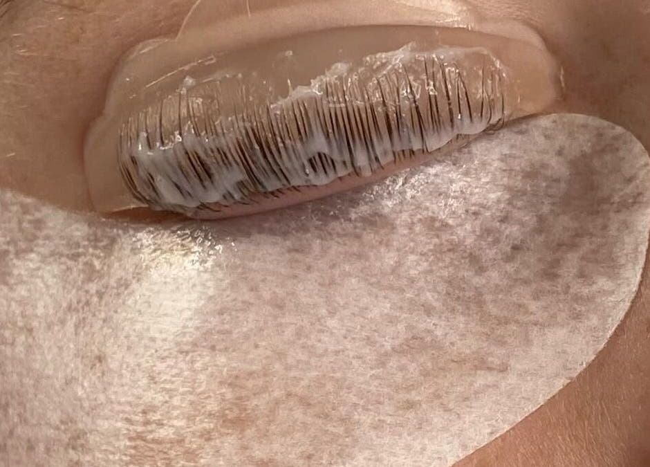 Lash lift treatment at Oh Honey Beauty in Subiaco, Western Australia, AU, enhancing natural eyelashes.