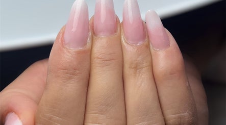 Silynails image 2