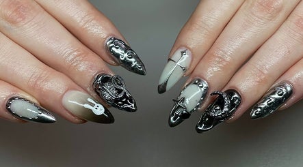 NailTechHub image 2