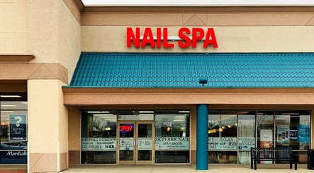 Skylark Nail Spa