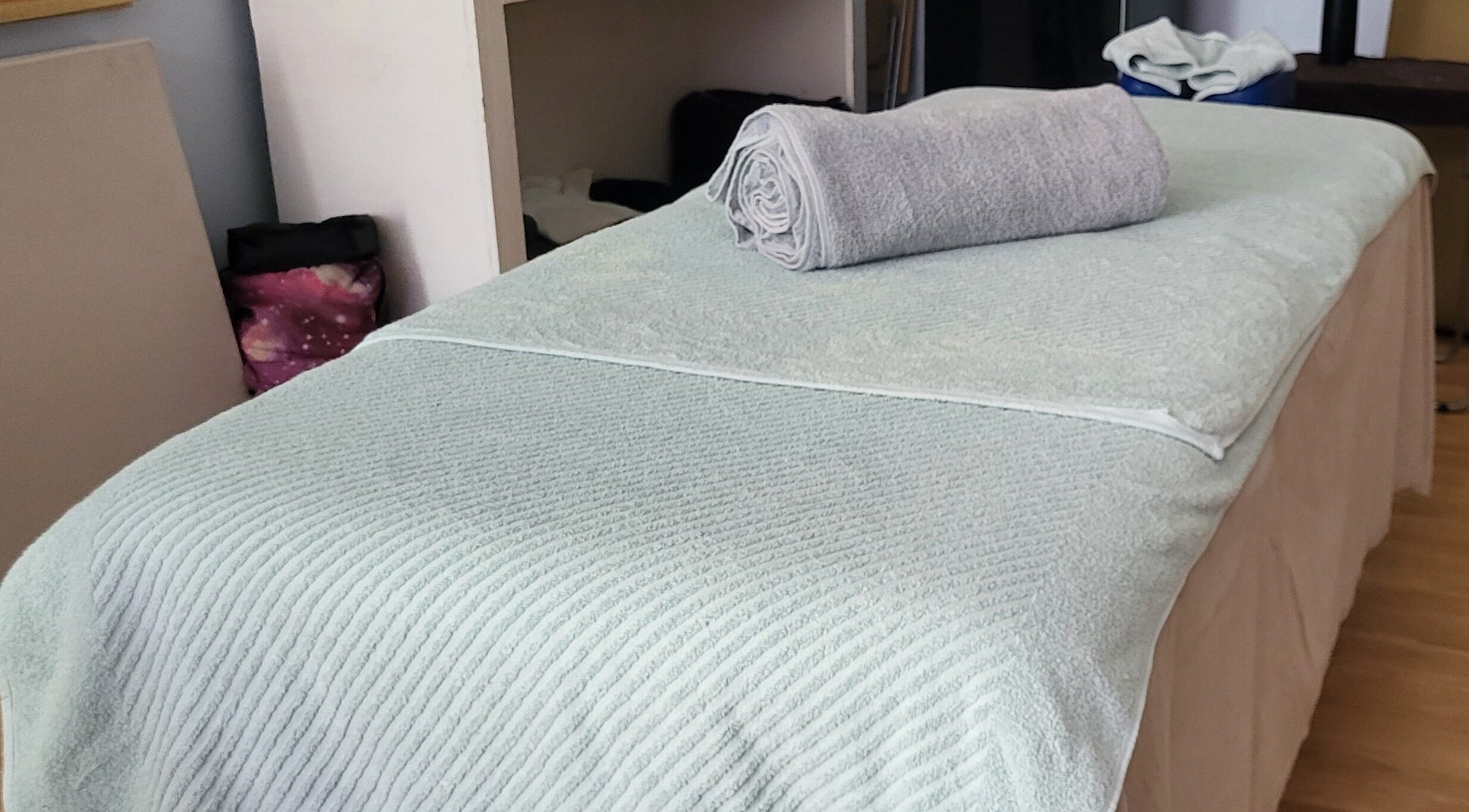 Relaxing massage table at Aurora Massage Spa, Jezreel, Saint Philip, BB, ready for a rejuvenating session.