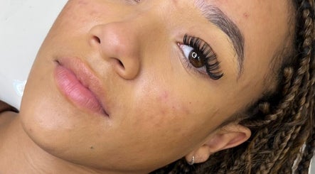Close-up of eyelash extensions at Pretty Little Lashes, Newcastle upon Tyne, England, GB.