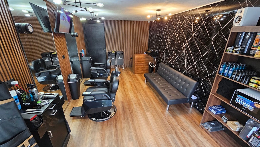 Sharp Shave Barber Shop – kuva 1