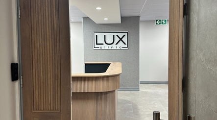 Lux Clinic