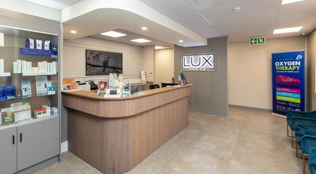 Lux Clinic