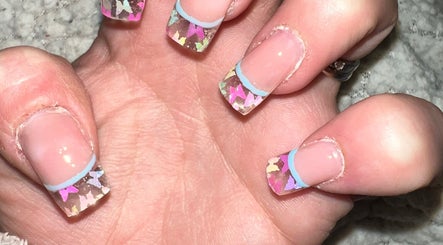 Nails by Lisa (mobile) imej 3