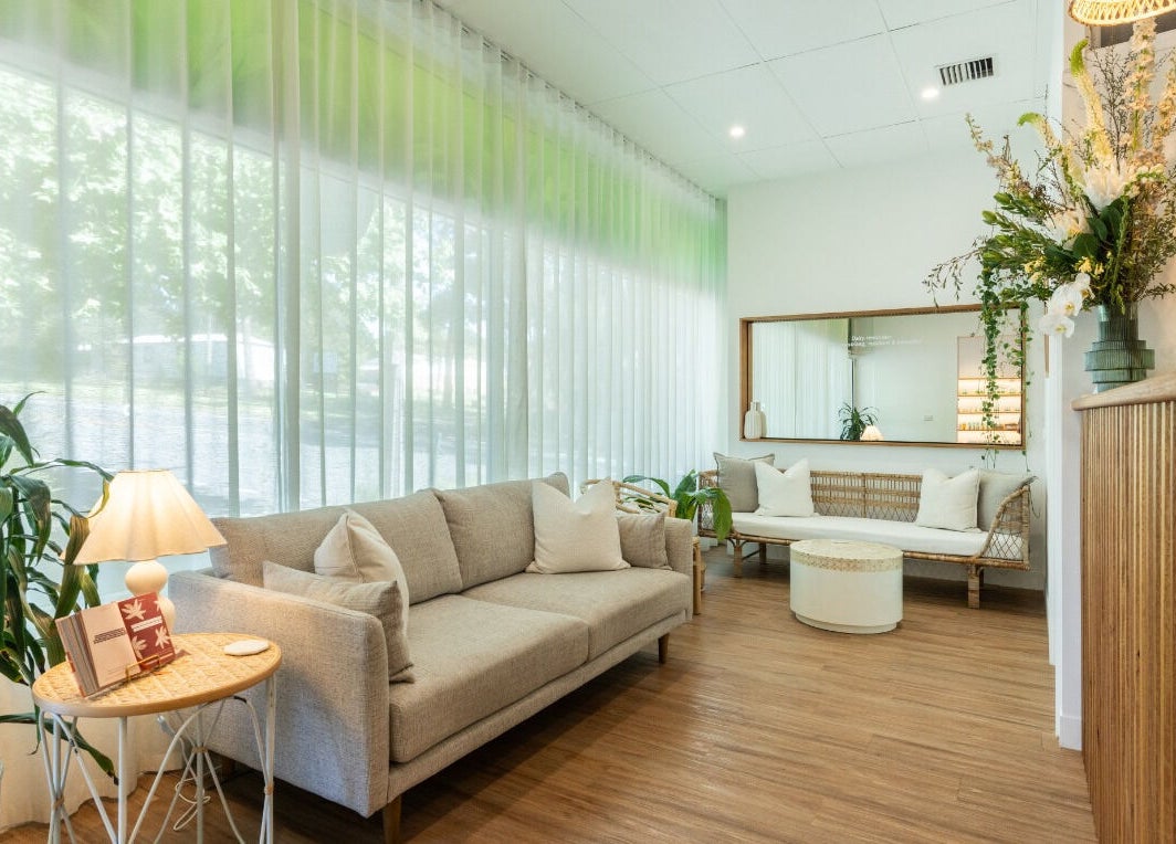 Relaxing lounge area at Fresh Face Skin, Melbourne, Victoria, AU with cozy seating and natural light.