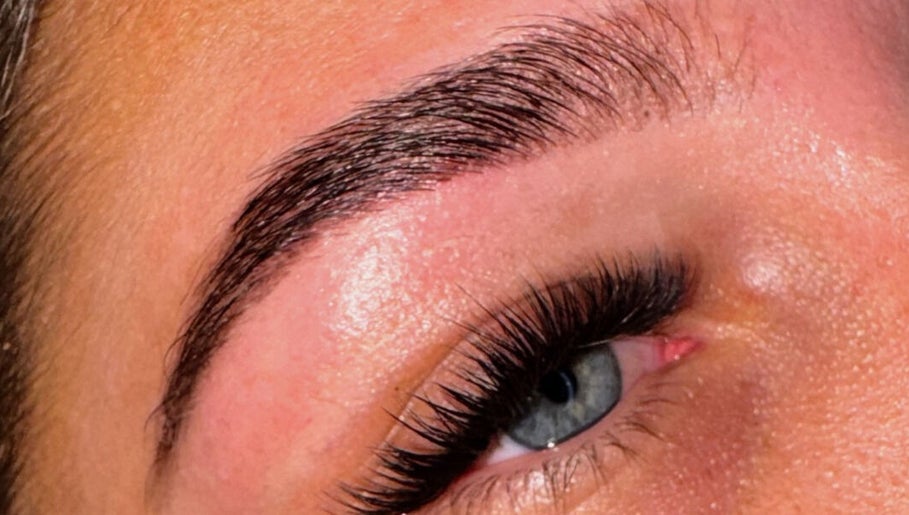 ShannonWestBeauty image 1