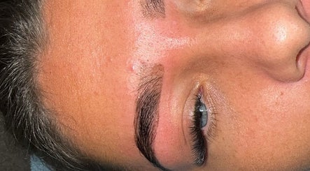 ShannonWestBeauty image 2