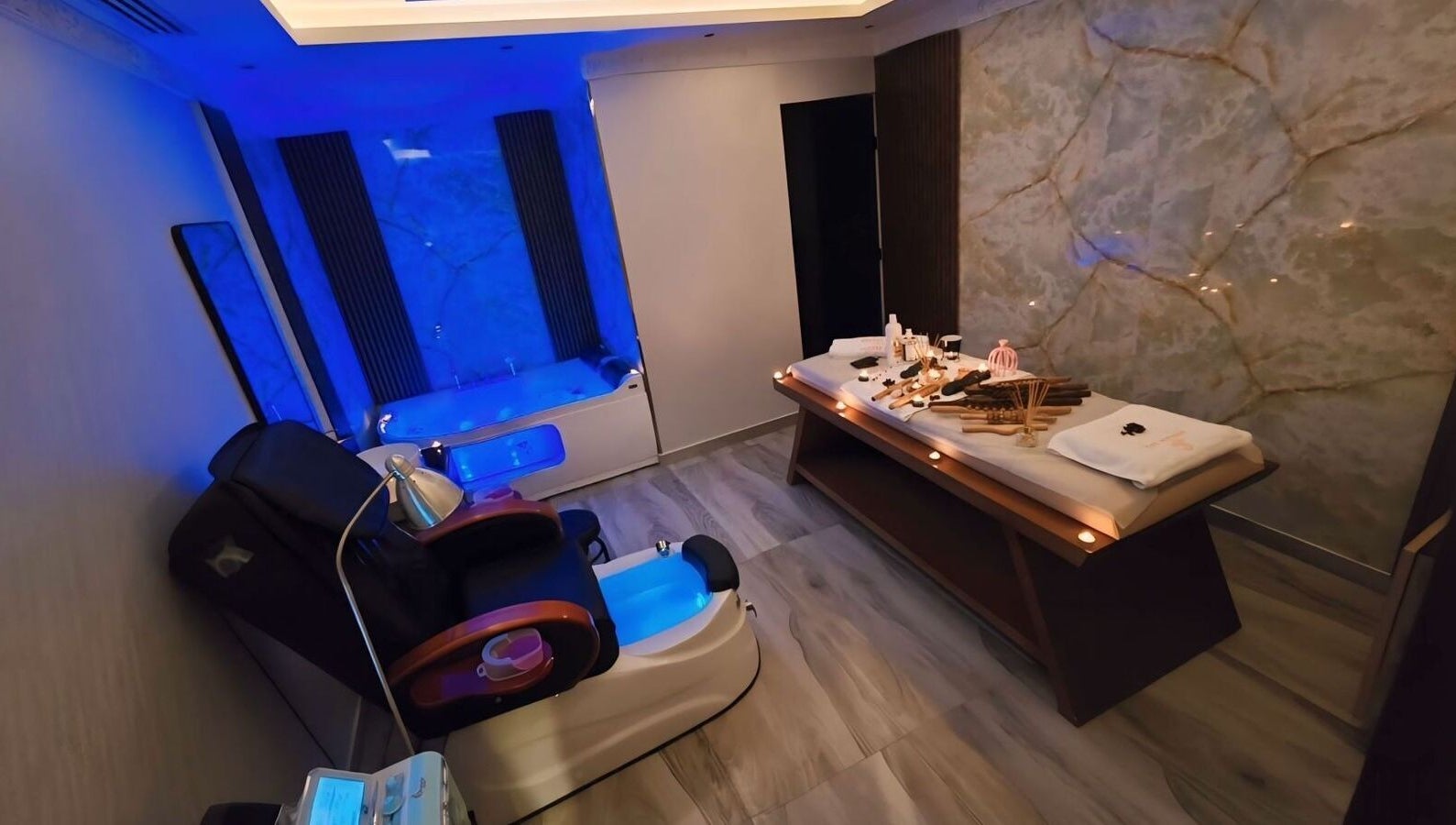 غرفة سبا فاخرة في فرسان سبا - فرسان سبا، الرياض، منطقة الرياض، السعودية.
