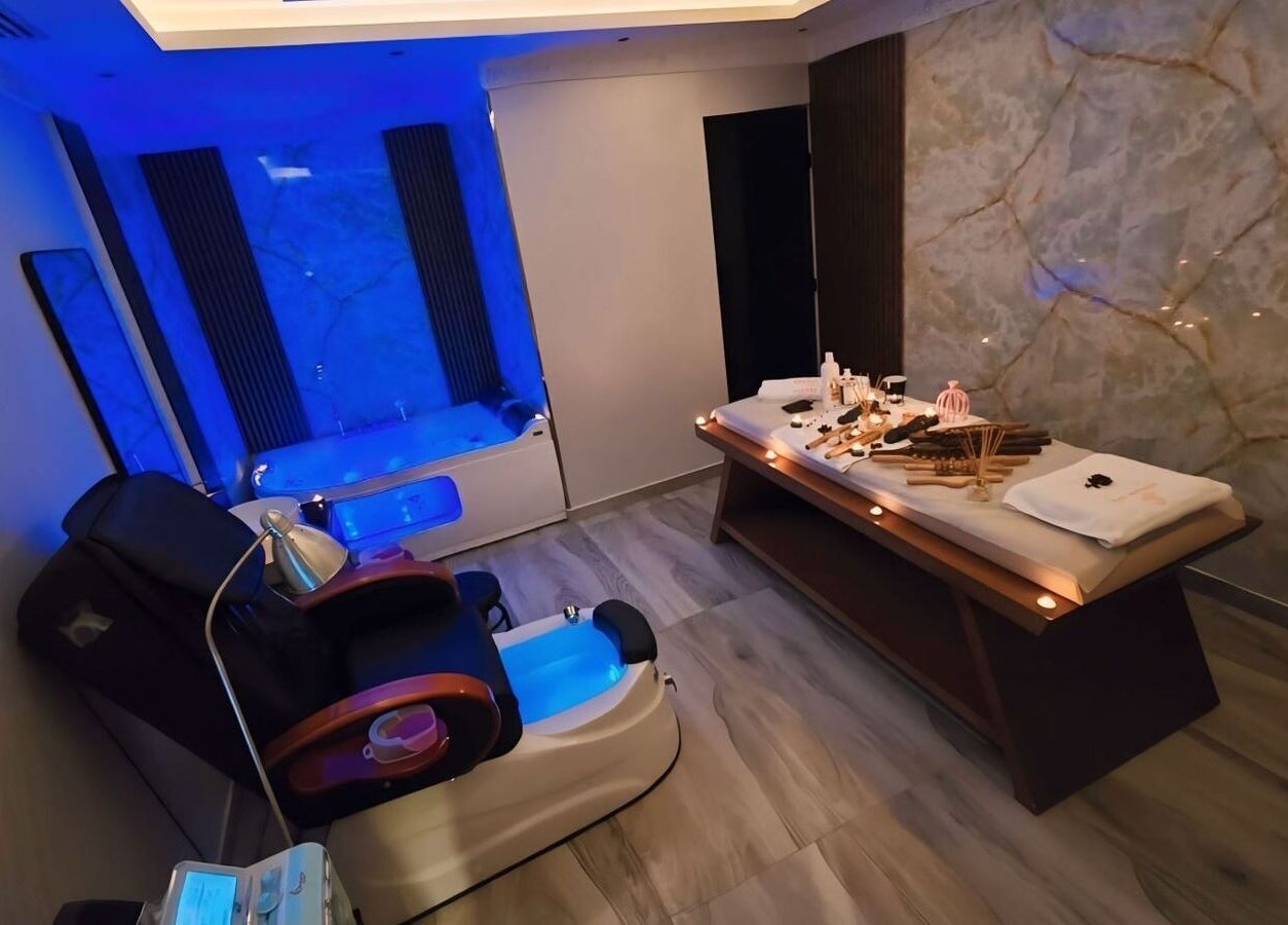 غرفة سبا فاخرة في فرسان سبا - فرسان سبا، الرياض، منطقة الرياض، السعودية.