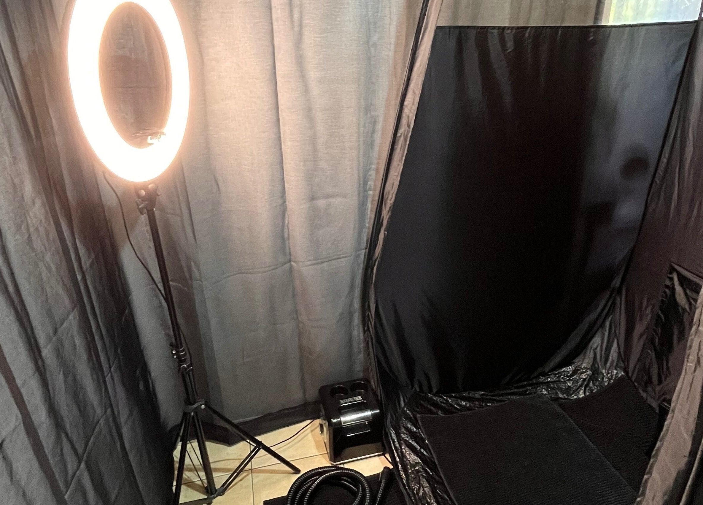 Spray tan booth with ring light at Good Times & Tan Lines, Runaway Bay, Queensland, AU.